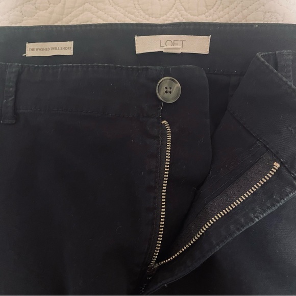 LOFT Black 4” Washed Twill Shorts - Picture 4 of 7